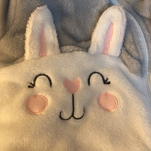 ❤️Warm and fuzzy baby bunting 6-9 months - Picture 3 of 7